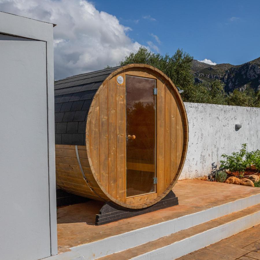 Old Olive Tree Cottage Agii Apostoli  외부 사진